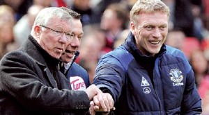 Alex Ferguson (esq.) escolheu David Moyes para seu sucessor
