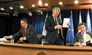 Vítor Gaspar não esteve no ‘briefing’ onde foram anunciadas as linhas gerais