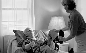 Reformados dependentes contam com verba para receberem apoio de terceiros