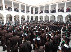 O Colégio Militar vai receber as alunas do Instituto de Odivelas no próximo ano letivo