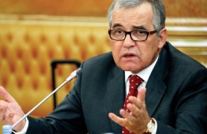 Juvenal Peneda diz que saiu para deixar o ministério da Administração Interna “tranquilo”