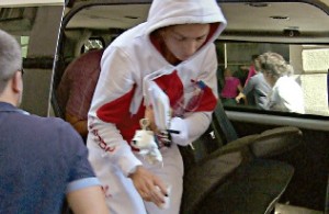 Carla contratou seguranças para espancarem o antigo companheiro (Imagem CMTV)
