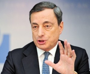 Mario Draghi reuniu-se ontem com os maiores bancos portugueses (Foto de Daniel Reinhardt/EPA)