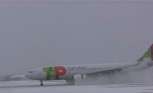 A aterragem ocorreu numa pista gelada