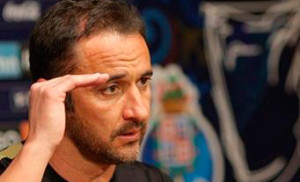 Vitor Pereira orienta o Al Ahli, da A´rábia Saudita, desde junho de 2013