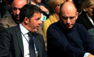 Matteo Renzi quer substituir Enrico Letta (à direita) na liderança do governo