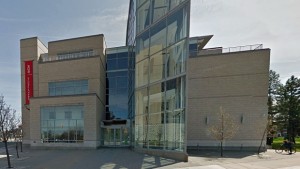 O novo espaço do museu que está a ser criado no primeiro andar da galeria de arte vai ter o nome Chimczuk.  (Google Street View)