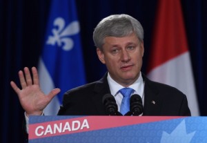 O líder conservador Stephen Harper faz uma paragem de campanha em Drummondville, Que., - 24 de agosto de 2015. The Canadian Press / Sean Kilpatrick