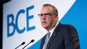 George Cope, presidente e CEO da BCE Inc., durante a reunião anual da companhia – 28 de abril, 2016 em Montreal. The Canadian Press/Paul Chiasson