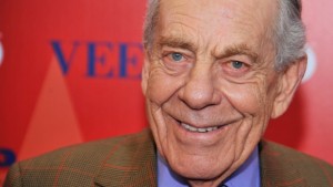 Morley Safer, the legendary 60 Minutes journalist, has died at the age of 84. (Stephen Chernin/Reuters)