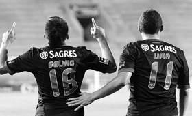 BENFICA VOA MAIS ALTO