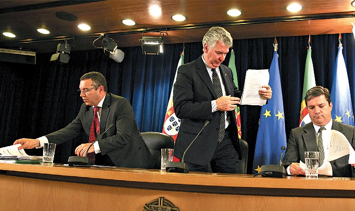 Vítor Gaspar não esteve no ‘briefing’ onde foram anunciadas as linhas gerais