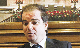 Hélder Rosalino está a ultimar o diploma da “requalificação”