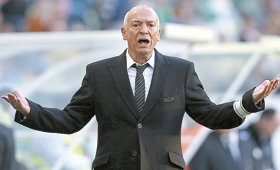 Jesualdo Ferreira tem contrato com o Sporting até junho