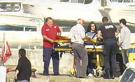 Os corpos das vítimas foram retirados do mar e transportados para o porto da Nazaré