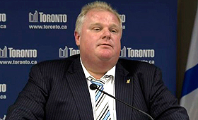 O presidente Rob Ford fala com jornalistas, numa conferência de imprensa na Câmara Municipal de Toronto, em 16 de maio de 2013. (CityNews)