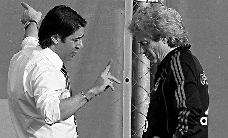 Rui Costa, na foto com Jorge Jesus, vai acumular a administração da SAD com o futebol do Benfica