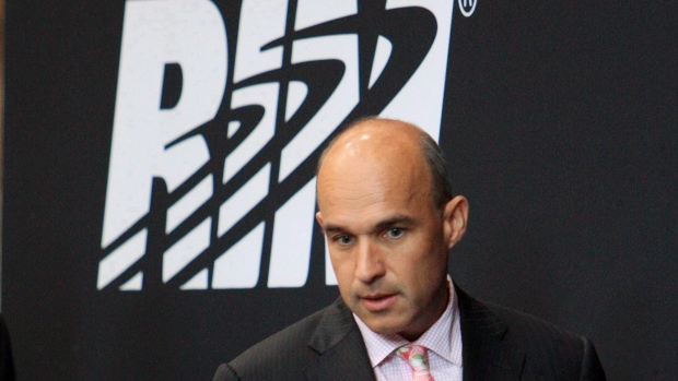 Jim Balsillie (em Waterloo) - 12 de julho de 2011. (The Canadian Press/Dave Chidley) Jim Balsillie (em Waterloo) - 12 de julho de 2011. (The Canadian Press/Dave Chidley)