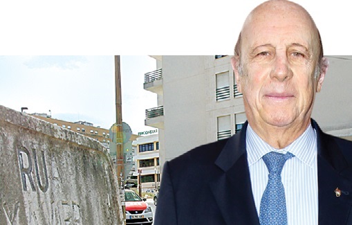 Moradores desesperam há mais de um ano com inquilinas do general Rocha Vieira, face ao mau ambiente e ameaças no número 2 da rua Xavier Araújo, em Lisboa
