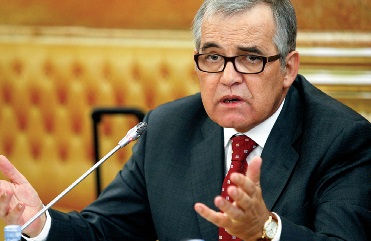 Juvenal Peneda diz que saiu para deixar o ministério da Administração Interna “tranquilo”