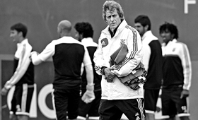 Jorge Jesus afirmou que não vai poupar jogadores com a Académica por causa da Champions (PAULO CALADO)