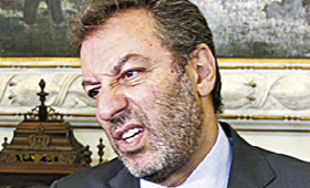 Nuno Crato diz que situações de défice serão “supridas”