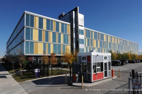 Foto de arquivo do Pinewood Toronto Studios. PINEWOOD Film Production Studios Canada.