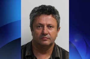 Ioan Pop, de 54 anos, é acusado de agressão sexual. Toronto Police.
