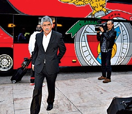 Filipe Vieira chefia comitiva do Benfica a Atenas