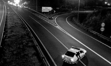 Acidente a seguir a noite de diversão fez dois feridos (Foto Direitos Reservados)