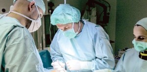  Cirurgia permite descompressão das estruturas nervosas e melhorar a qualidade de vida