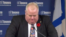 Rob Ford durante a conferência de imprensa na Câmara Municipal - 5 de novembro, 2013