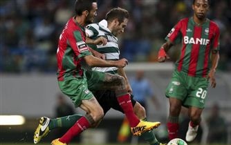 O Sporting derrotou esta noite o Marítimo no Estádio José de Alvalade. Um penálti convertido por Adrien deu a vitória aos leões. (Foto Lusa)