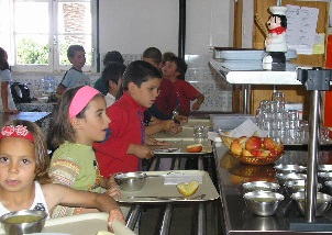 Refeitórios escolares vão estar abertos durante as férias de Natal (Direitos Reservados)