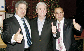 Jack Oliveira, Terry O’ Sullivan e Bernardino Ferreira. (Direitos Reservados)