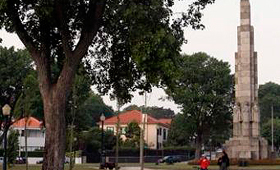 Os disparos ocorreram na Praça do Império, na Foz. (António Rilo)