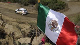 OGIER SOBRE RODAS NO RALLY DO MÉXICO