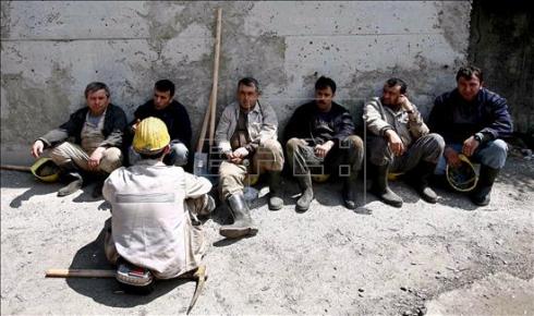 200 MINEIROS PRESOS EM COLAPSO DE MINA NA TURQUIA