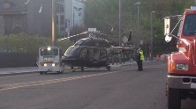 MONTREAL: HELICÓPTERO ATERRA NA RUA SAINT-URBAIN