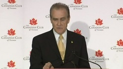 O vice-presidente Norm Kelly apoia Kathleen Wynne. Canadian Club of Toronto - 5 de junho, 2014