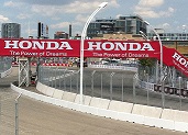 HONDA INDY LEVA AO ENCERRAMENTO DE RUAS DE TORONTO