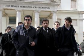 GOVERNO ALTERA CONDIÇÕES DE ATRIBUIÇÃO DE BOLSAS NO ENSINO SUPERIOR