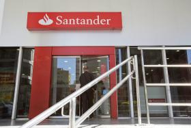 SANTANDER CONFIRMA VENDA DO CONTROLO DOS SEGUROS À HOLANDESA AEGON