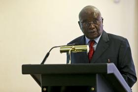 PRESIDENTE MOÇAMBICANO PROMULGA LEI DA AMNISTIA