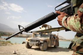 PENTAGÓNO PLANEIA ENVIAR PERTO DE 300 SOLDADOS PARA O IRAQUE