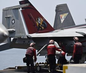 EUA CONFIRMAM ATAQUES AÉREOS PERTO DA CIDADE IRAQUIANA DE ERBIL