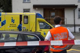 POLÍCIA IDENTIFICOU AUTOR E VÍTIMA MORTAL DE DISPAROS NUMA MESQUITA NA SUÍÇA