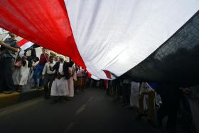 BRITÂNICO RAPTADO NO IÉMEN PEDE LIBERTAÇÃO EM VÍDEO HOJE DIVULGADO