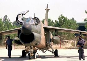 AVIÃO DE COMBATE GREGO DESPENHOU-SE DURANTE MANOBRAS MILITARES