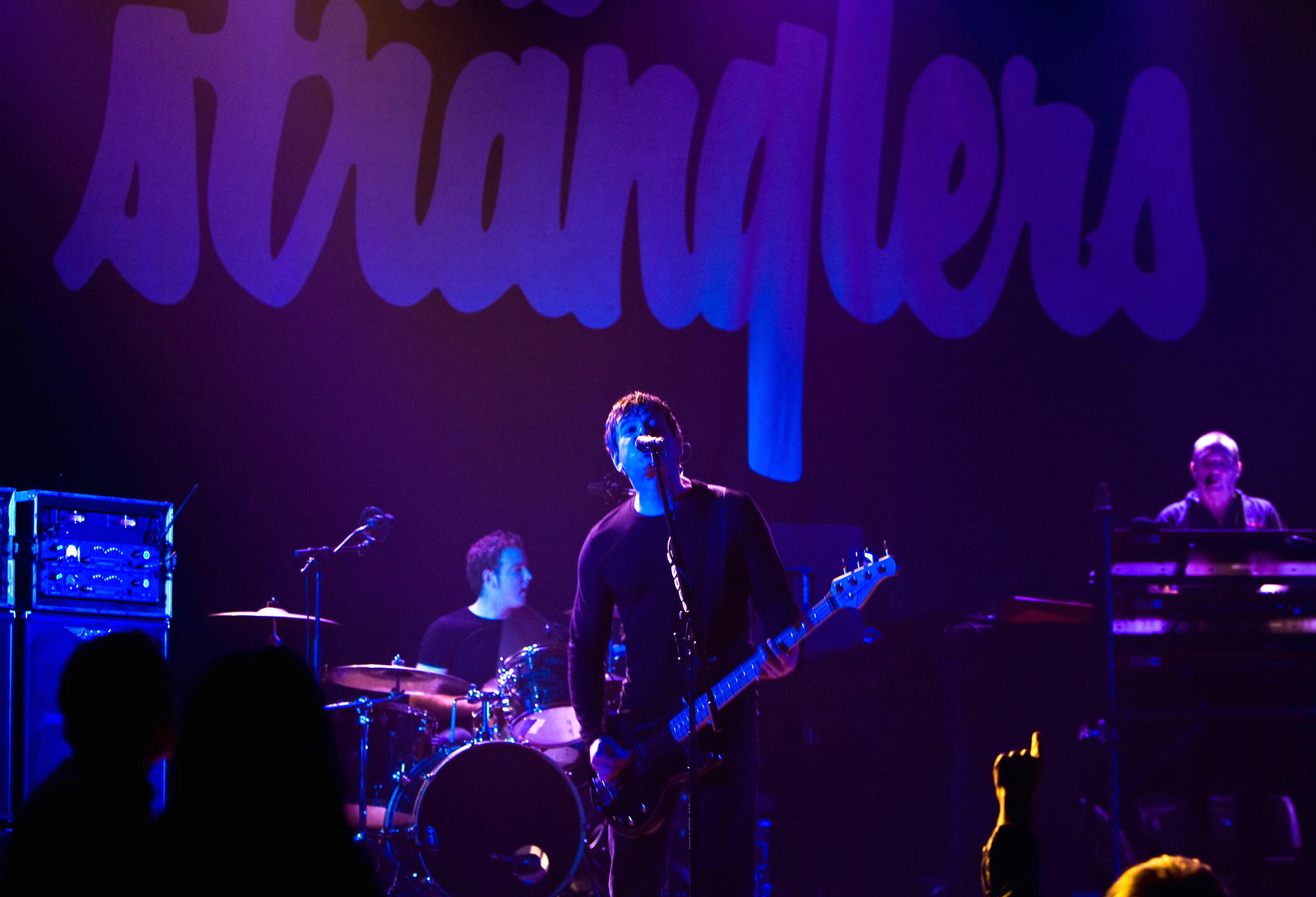 THE STRANGLERS REGRESSAM HOJE A VILAR DE MOUROS 32 ANOS DEPOIS